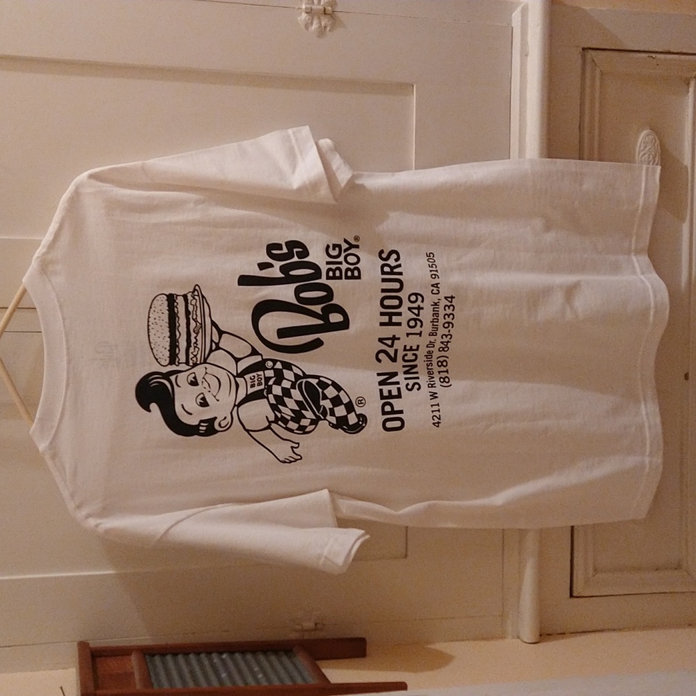 NWOT Bobs Big Boy men's black and white graphic tee Sz L - Picture 4 of 6